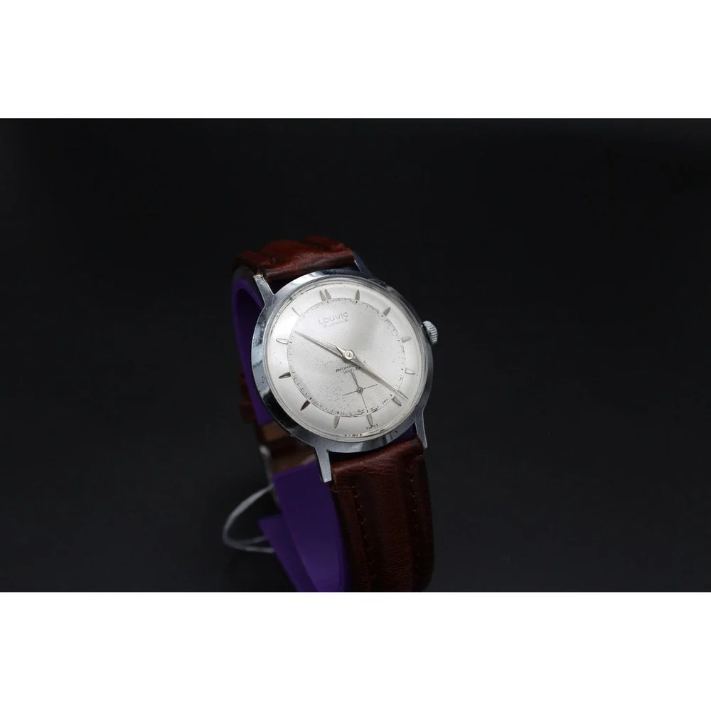 Vintage Louvic 17J Swiss Dress Watch Peseux 330 Movement Small Seconds Serviced
